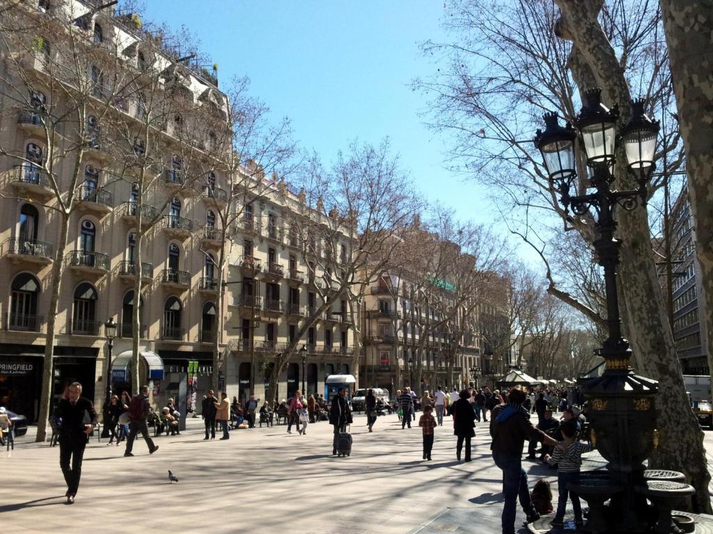 Hotel Toledano Ramblas Barcelona Exterior foto